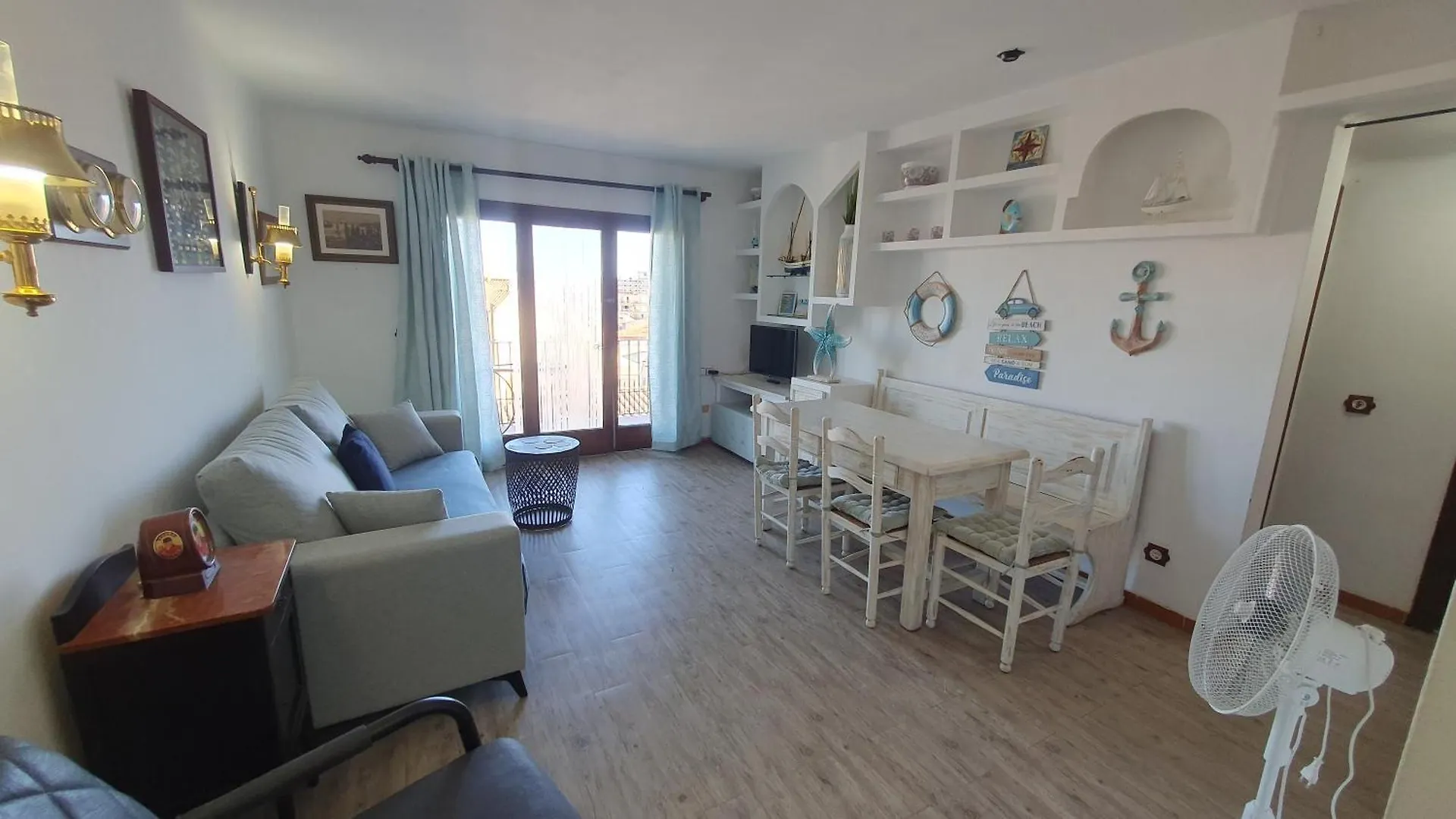 La Font Lovely Apartment Lestartit 400 Meter From The Beach L'Estartit Spanyolország